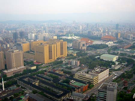 Blick vom Taipeh Tower Foto 