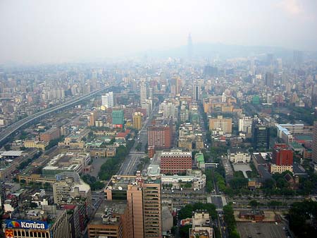 Blick vom Taipeh Tower